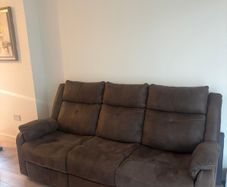 Recliner sofa + free cushions