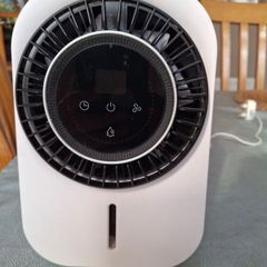 Mini desk fan