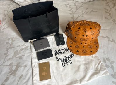 MCM visetos x New Era cap