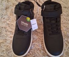 Brand New Girls/Boys Black Boots Size UK 1