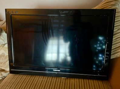 Toshiba 32 inch TV