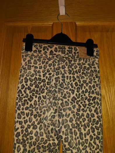 Leopard print jeans