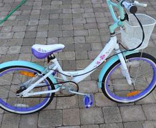 Girls bike
