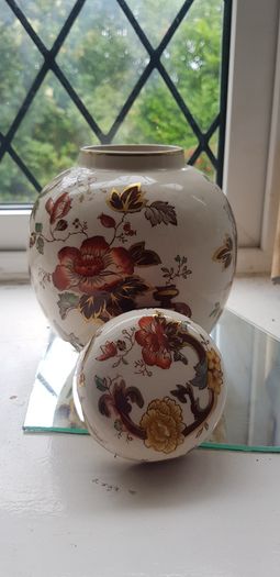 Mason Urn