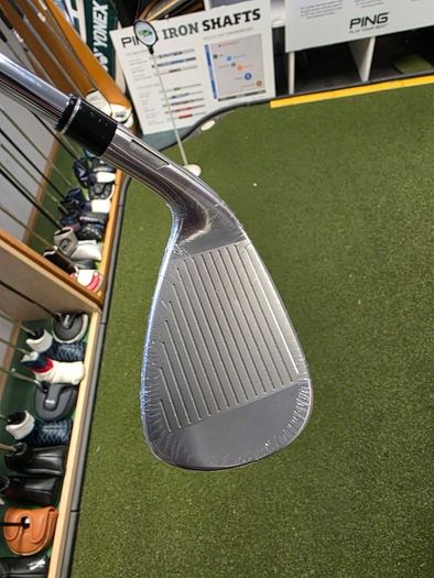Brand New Taylormade Sim2 Max Irons