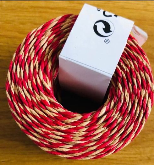 Gift wrap string