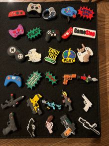 Croc charms Gamer, Nintendo, Fortnite, guns etc