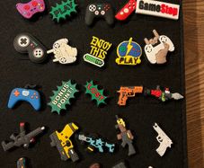 Croc charms Gamer, Nintendo, Fortnite, guns etc