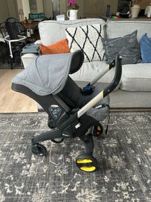 Doona + Isofix Car Seat