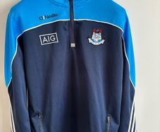 Dublin GAA Quarter Zip Jumper (Size M)
