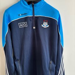 Dublin GAA Quarter Zip Jumper (Size M)