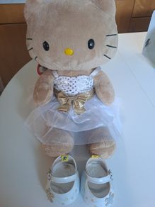 Rare Retired Build-a-Bear Hawaiian Tan Hello Kitty + Outfit