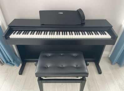 Digital piano - excellent condition
