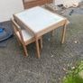 ikea kids table and chairs Image 3