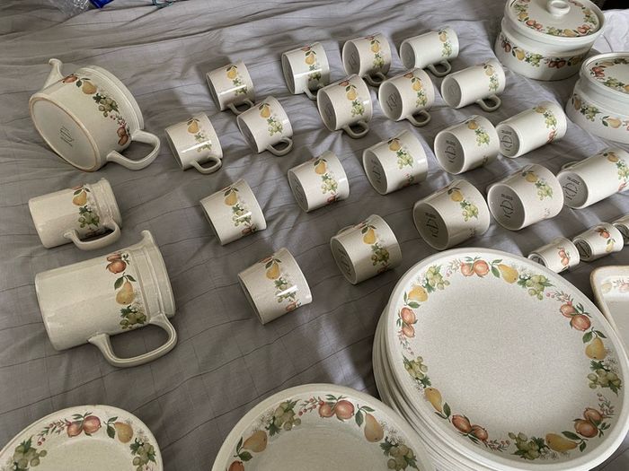 Wedgewood 'Quince' Dinner Service Set
