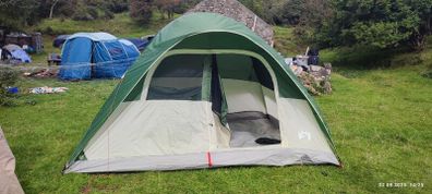Green & Cream Dome Camping Tent