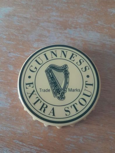 vintage GUINNESS Bottle Opener. Fridge Magnet, Beer Bottle Cap Opener.