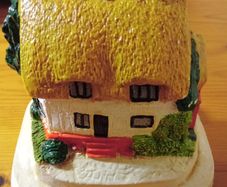 Vintage Souvenir  Thatch  Cottage  / Galway