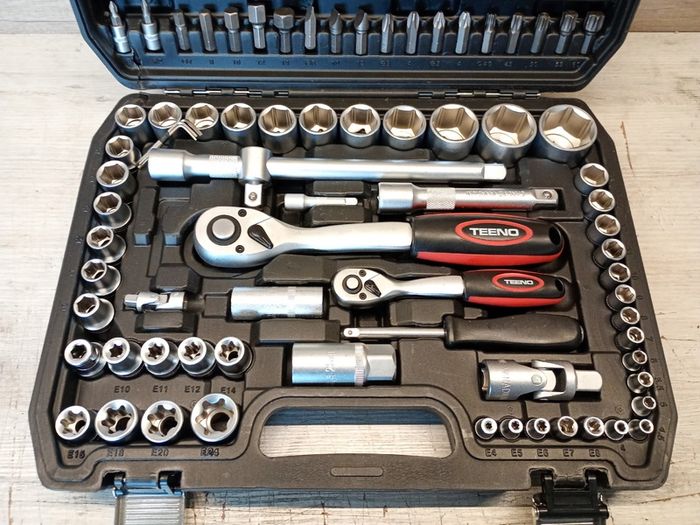 TEENO 108 Piece 1/4"&1/2" Drive Socket Set with Bits Set,72 Quick Release Ratchet Wrench,Chrome Vanadium