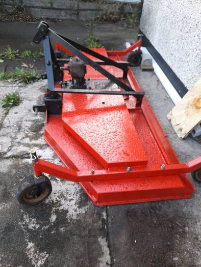 Finishing mower