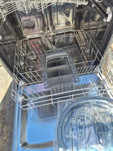Hotpoint Aquarius Dishwasher