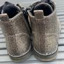 Kids size 5 boot Image 3
