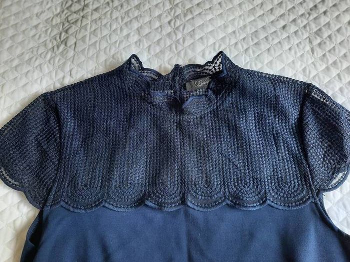 Navy top