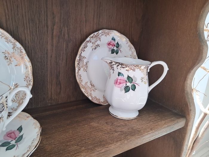 Fine bone china Teaset