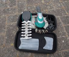 Bosch Isio 3 Cordless Shrub and Grass Shear Set