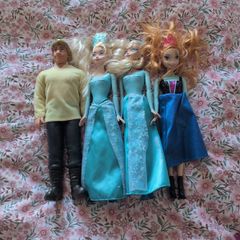 Frozen dolls
