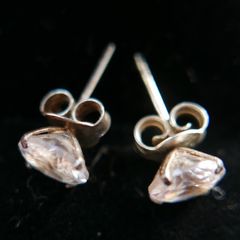 Vintage Sterling Silver 925  Cubic Zircon  Studs Earrings 1,37g