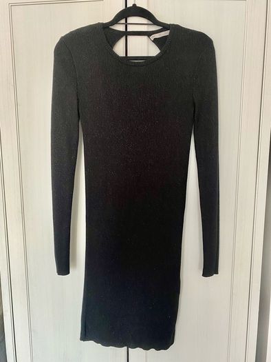 Black Dress Zara Knit Size: L