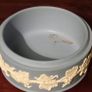 Set of Vintage Wedgwood Blue Jasperware Round Trinket Box and 3 x Small Plates Image 4
