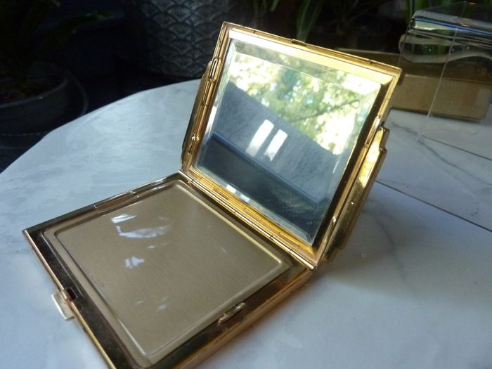 Rare and Genuine Art Deco AGME Switzerland Gold Tone Mother of Pearl Compact with Adjustable Initials