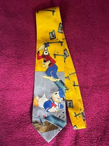 Vintage Disney Tie