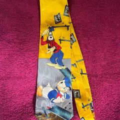 Vintage Disney Tie