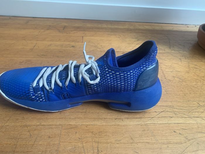basketball shoes