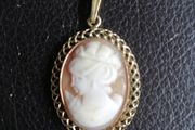 Vintage Gold Plated Cameo Pendant
