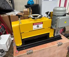NEW Automatic Wire Stripping Machine 1.5-40MM 370W Kinds Of Metal Cable Wire Stripper W/10 Blades, Electric Wire Strip   Collection in balbriggan co Dublin 400 cash  New  220v  Scrap Cable Stripping Machine 1mm-40mm 10 Blades