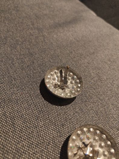brooch