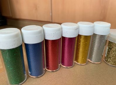 Nail glitter