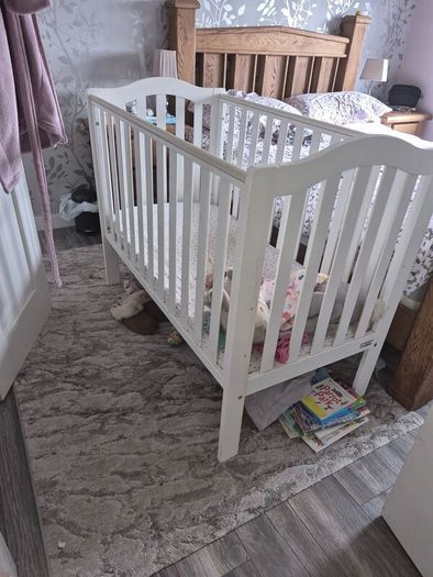 Baby cot