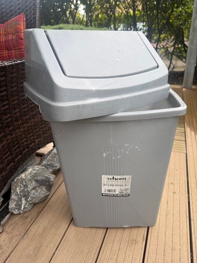 Bin 50L -100L, bucket 10L free of collection in Clongriffin D13