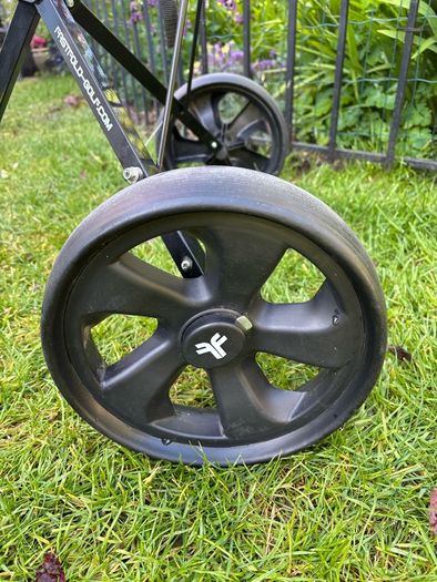Golf trolley