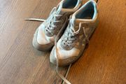 Asics size 40.5 , 9
