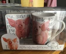 china mug perky pink pig
