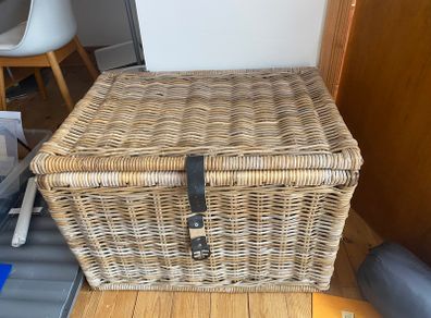 Large rattan basket