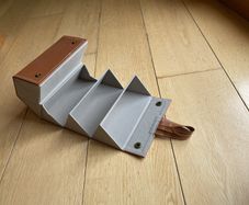 Glasses organiser