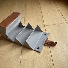 Glasses organiser