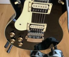 Lefthanded Hagstrom  Swede  Les Paul. +as New Case.